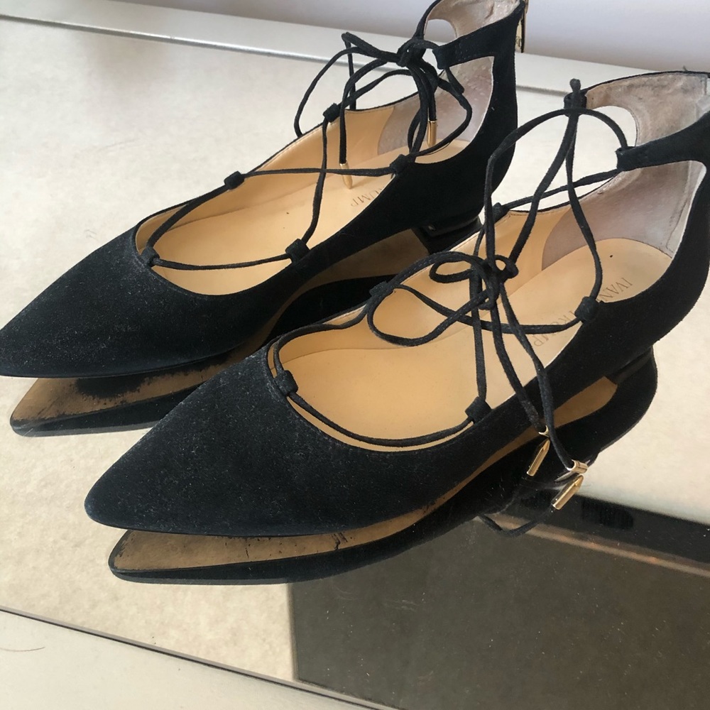 Ivanka Trump tie up flats